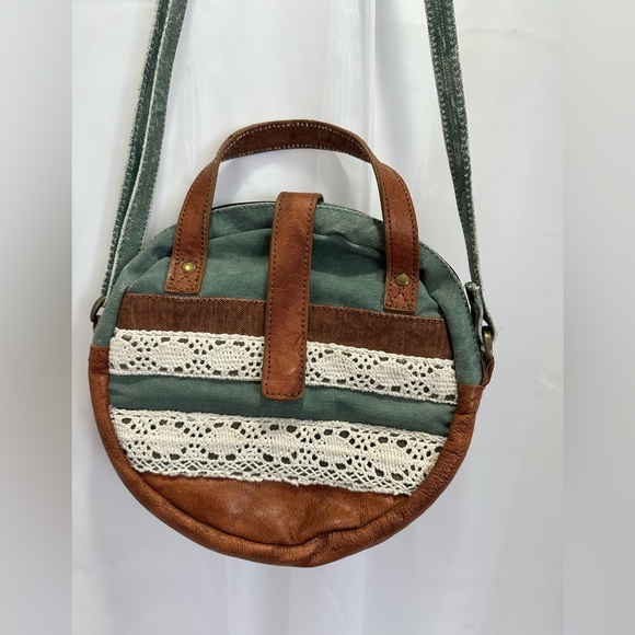 Mona B Round Purse - Picture 2 of 5